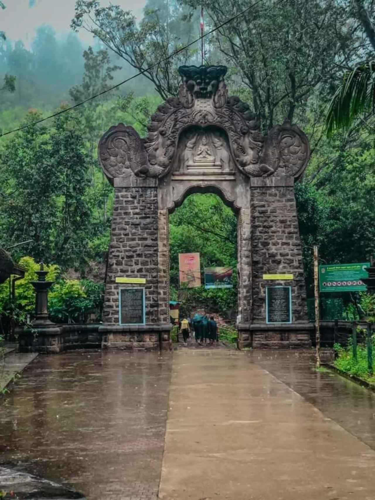 Dilani Adamspeak Riverstay Nallathanniya Exterior photo