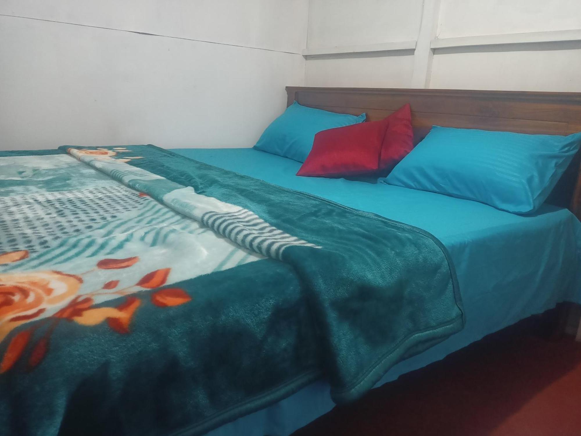 Dilani Adamspeak Riverstay Nallathanniya Room photo