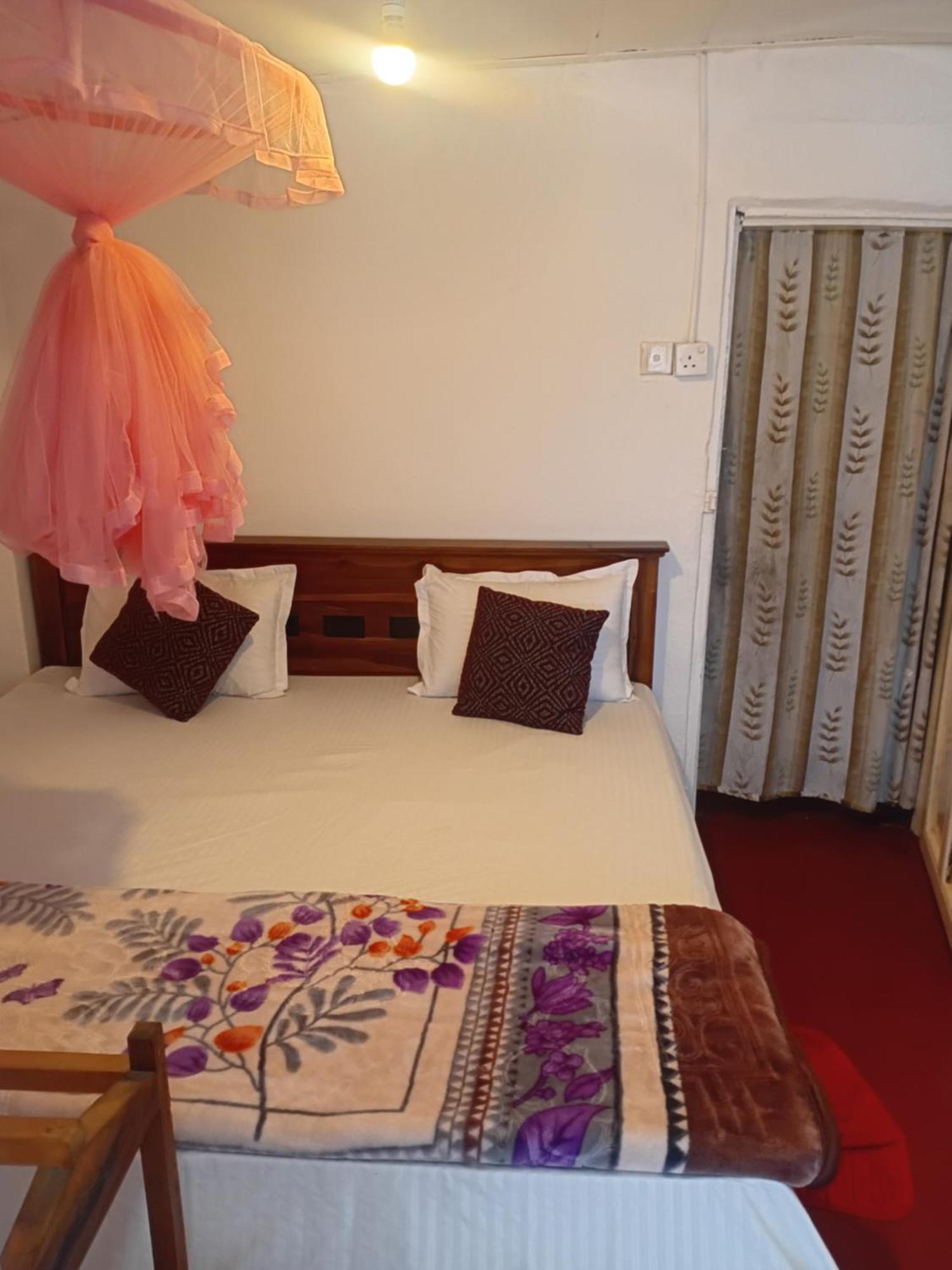 Dilani Adamspeak Riverstay Nallathanniya Exterior photo