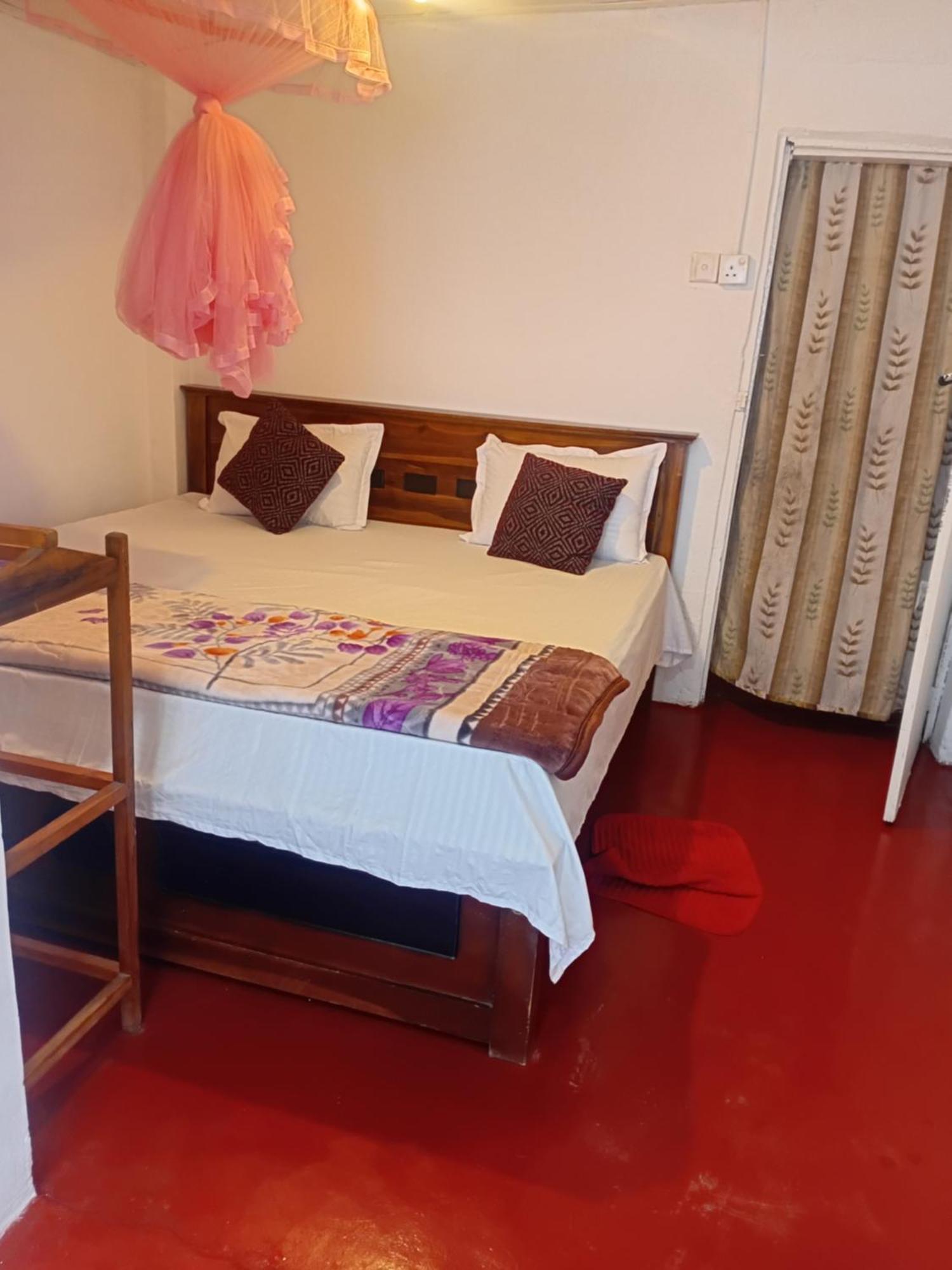 Dilani Adamspeak Riverstay Nallathanniya Exterior photo